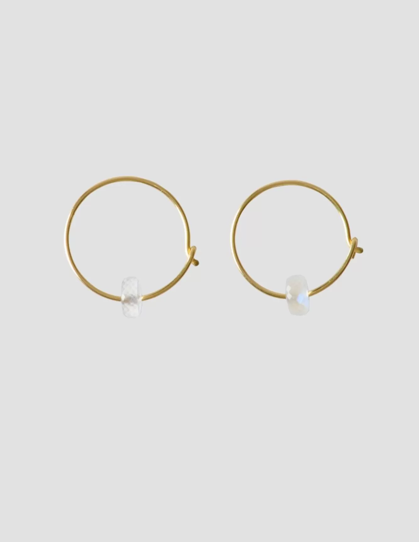 Margaret Howell DISC HOOP EARRINGS GOLDWHITE Shop