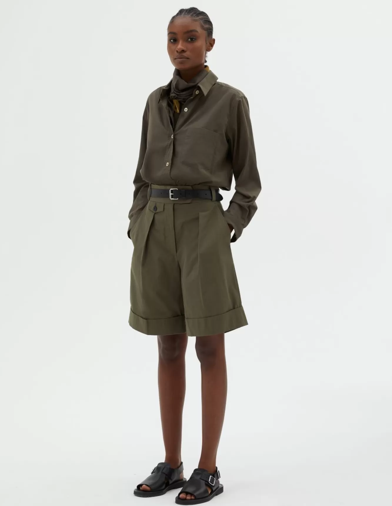 Margaret Howell TAILORED SHORT KHAKI GREEN Outlet